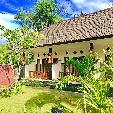 Nusa Garden Homestay レンボンガン島 エクステリア 写真