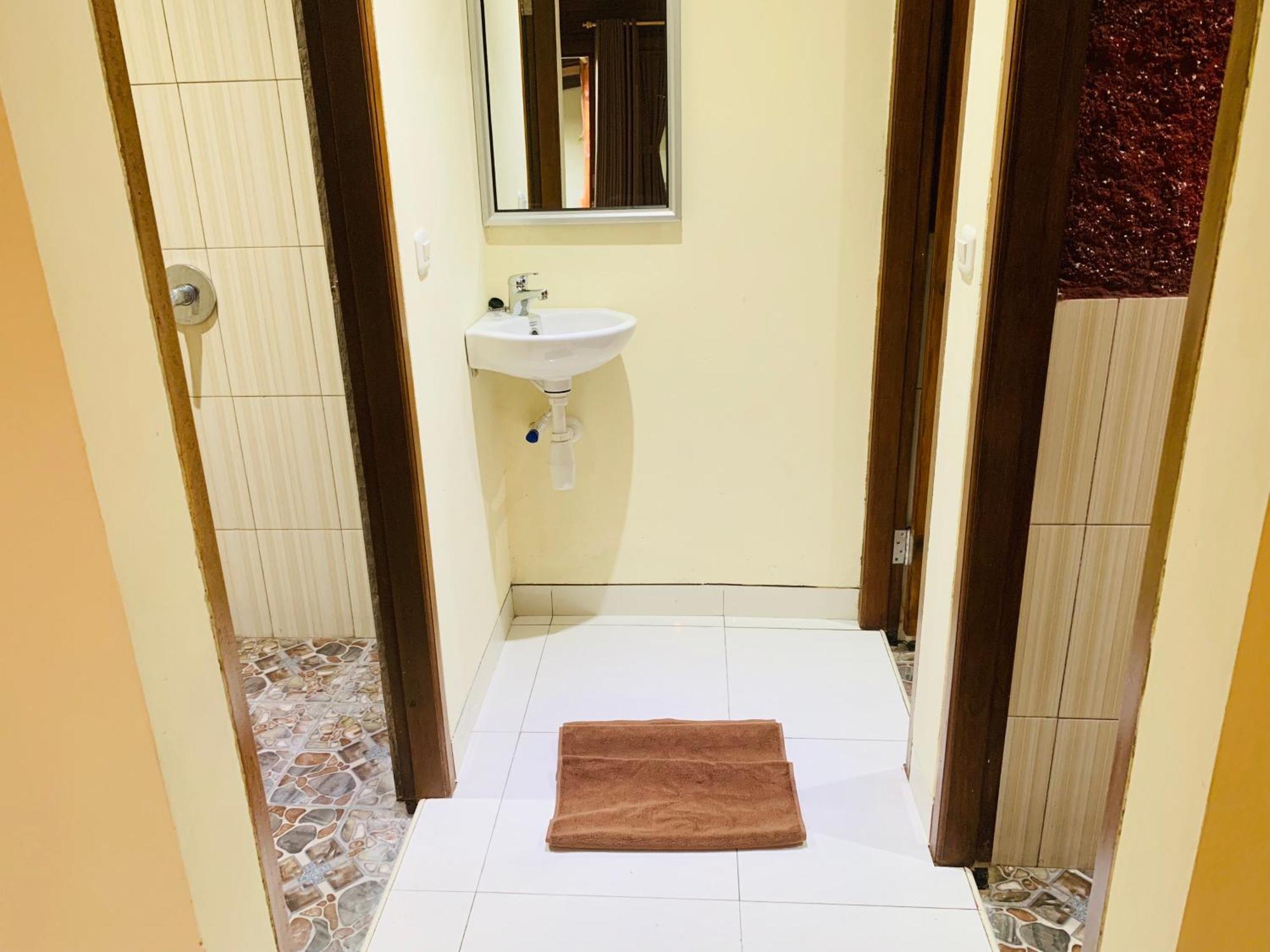 Nusa Garden Homestay レンボンガン島 部屋 写真