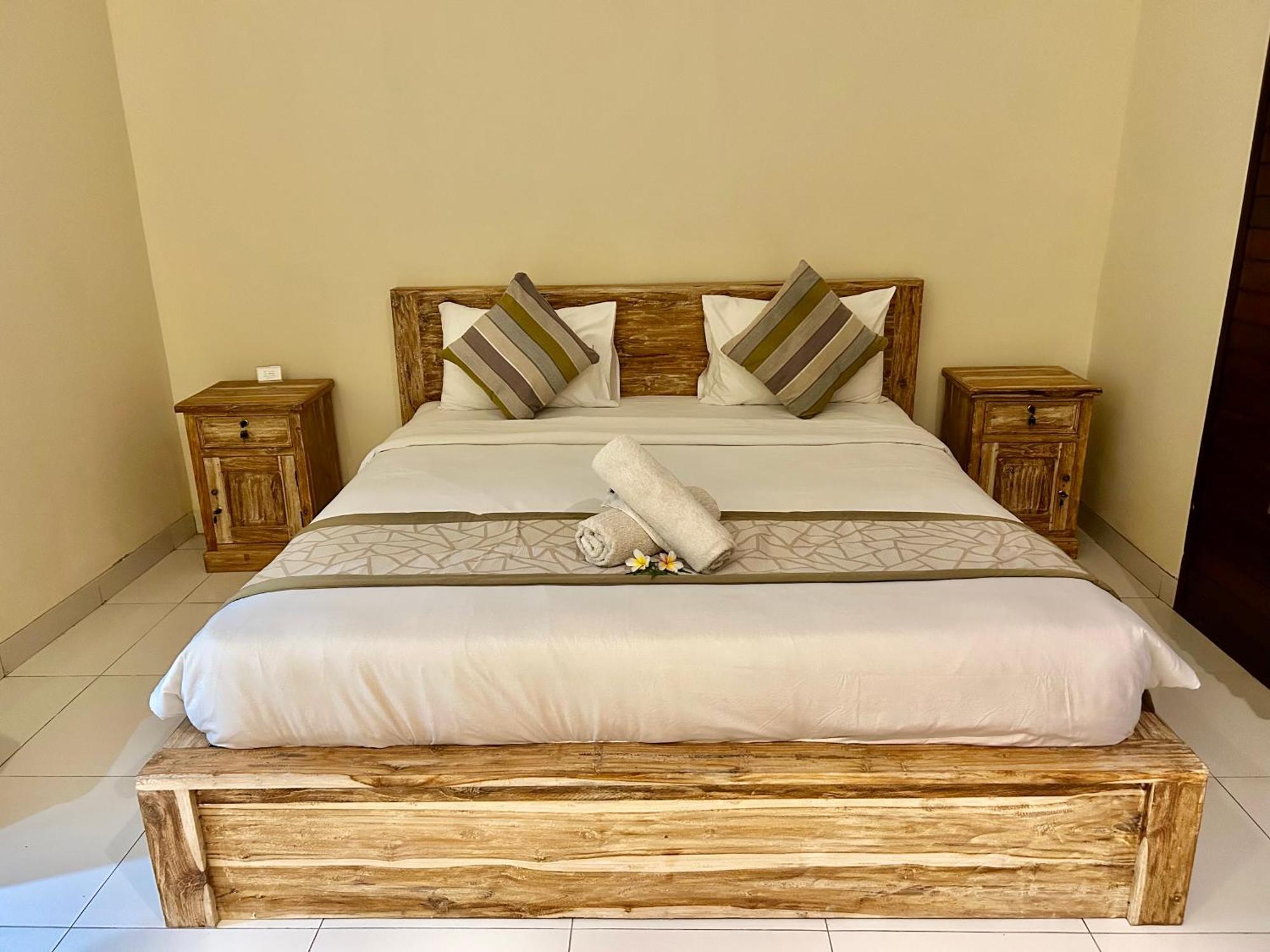 Nusa Garden Homestay レンボンガン島 エクステリア 写真